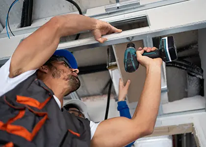 Limpieza de estructuras y mantenimiento locativo